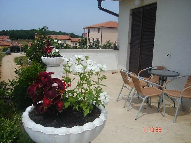 Apartments Mihael And Melani Poreč 0*,