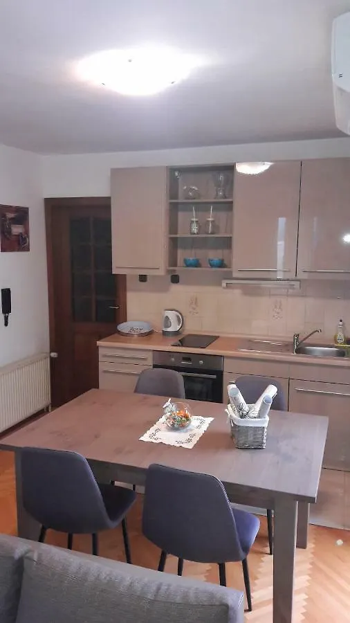 Apartments Mihael And Melani Poreč