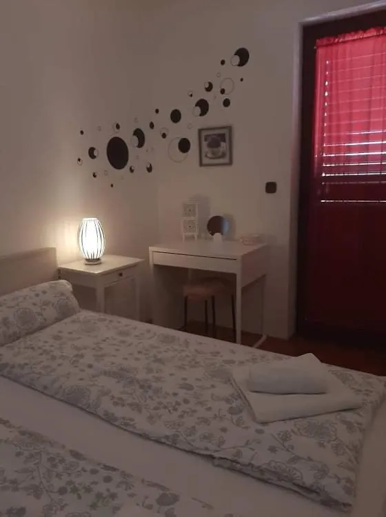 Apartments Mihael And Melani ポレッチ