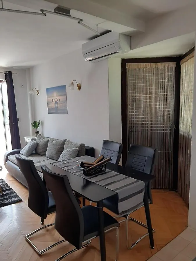 Apartments Mihael And Melani ポレッチ 0*,